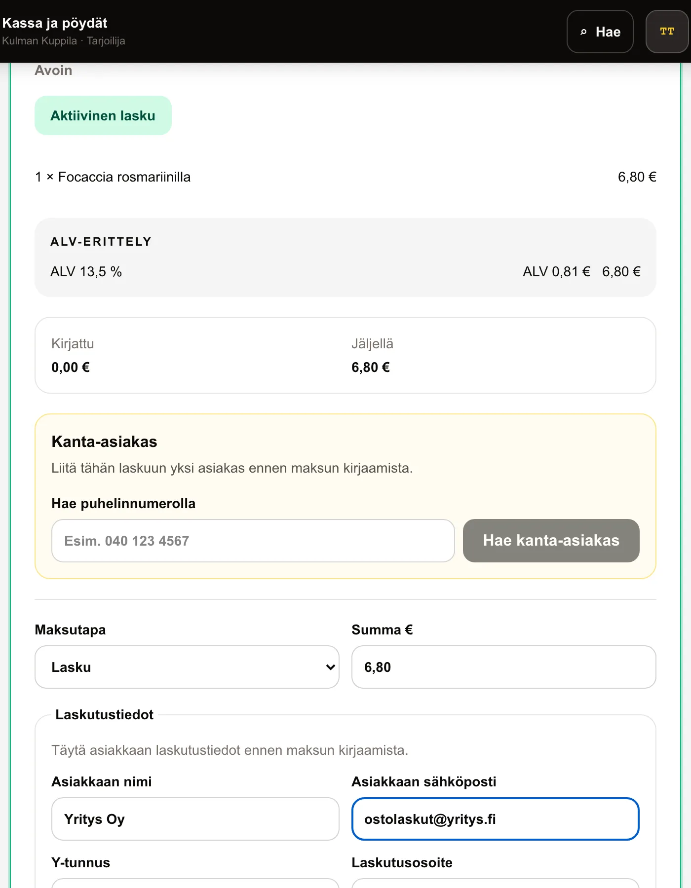 Kassan laskutustietolomake, jossa maksutavaksi on valittu Lasku ja asiakkaan nimi sekä sähköposti on täytetty.