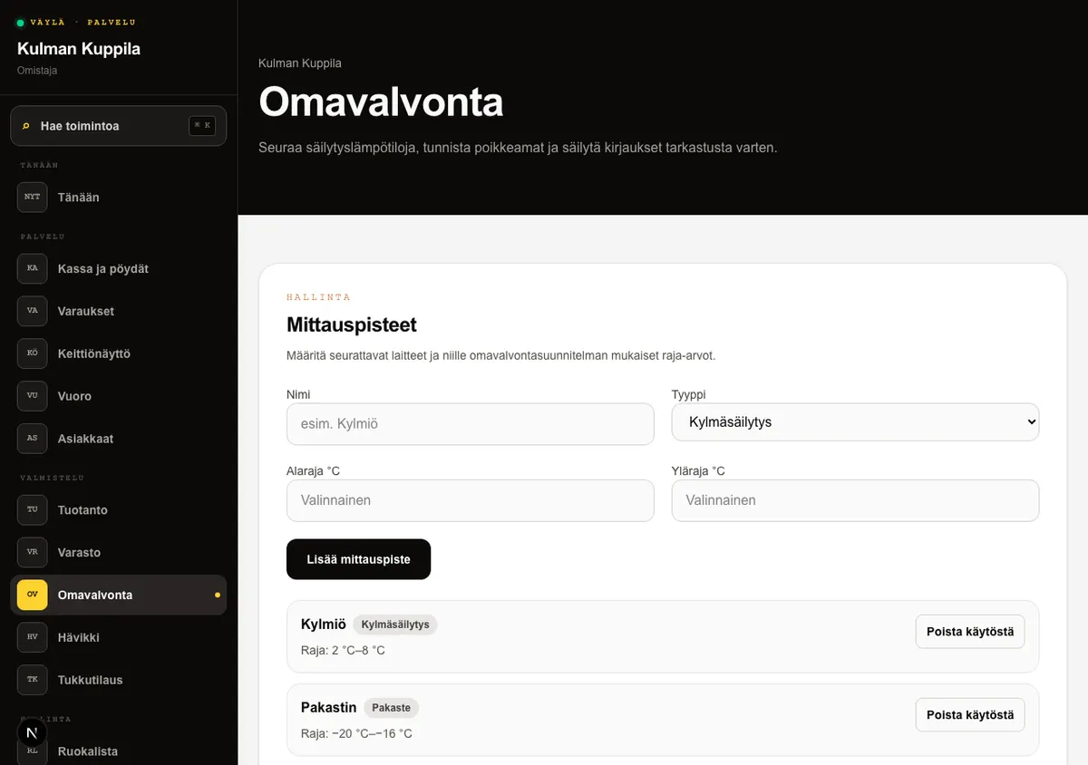 Omavalvontanäkymä, jossa mittauspisteet raja-arvoineen ja lämpötilakirjaus.